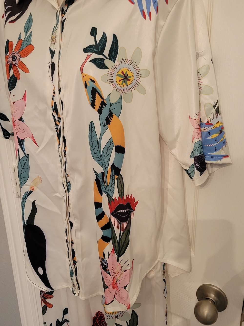 Floral & Animal Print Button-Up Set - Picture 4 of 14